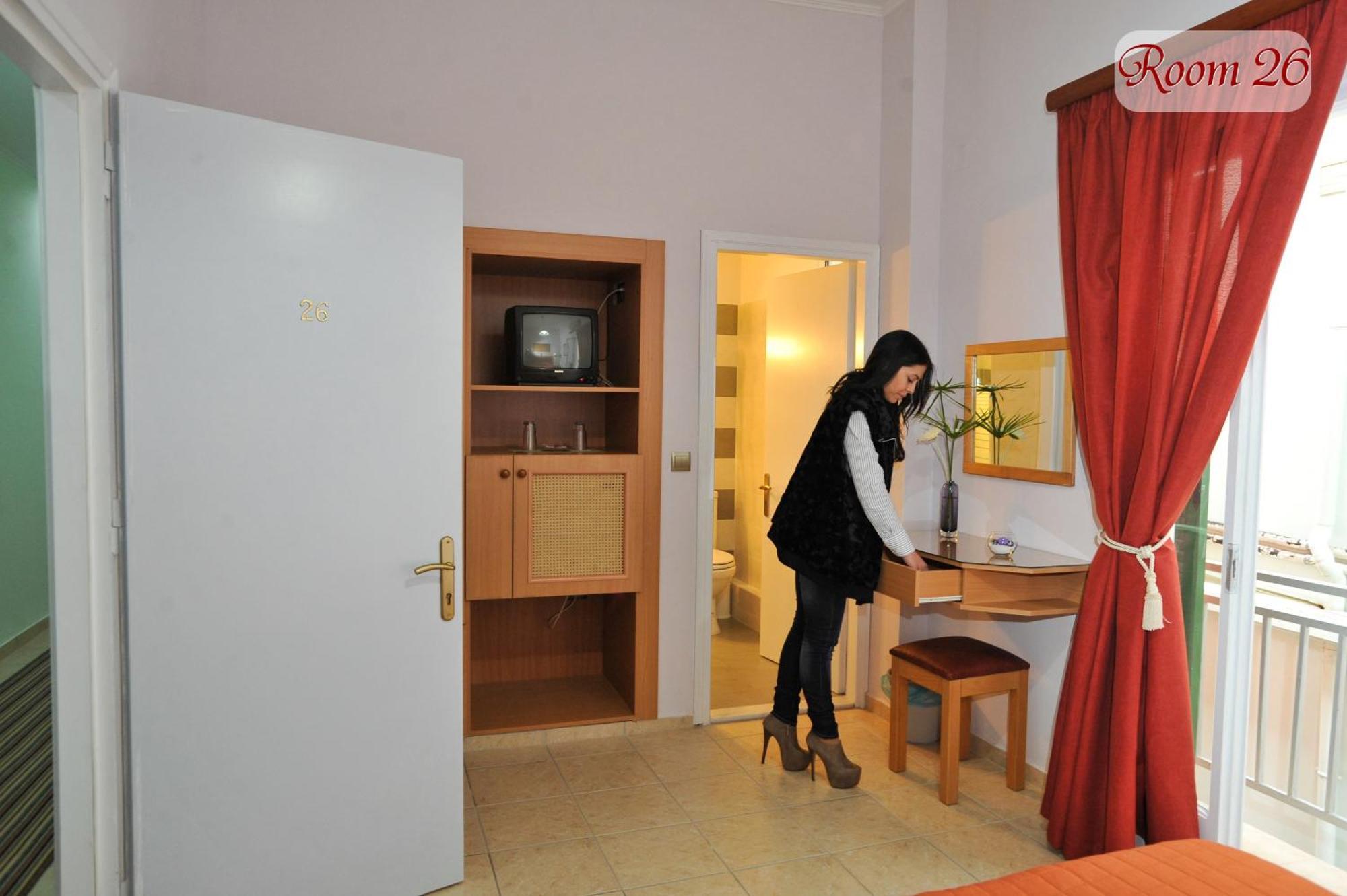Apollon Hotel Argos Buitenkant foto