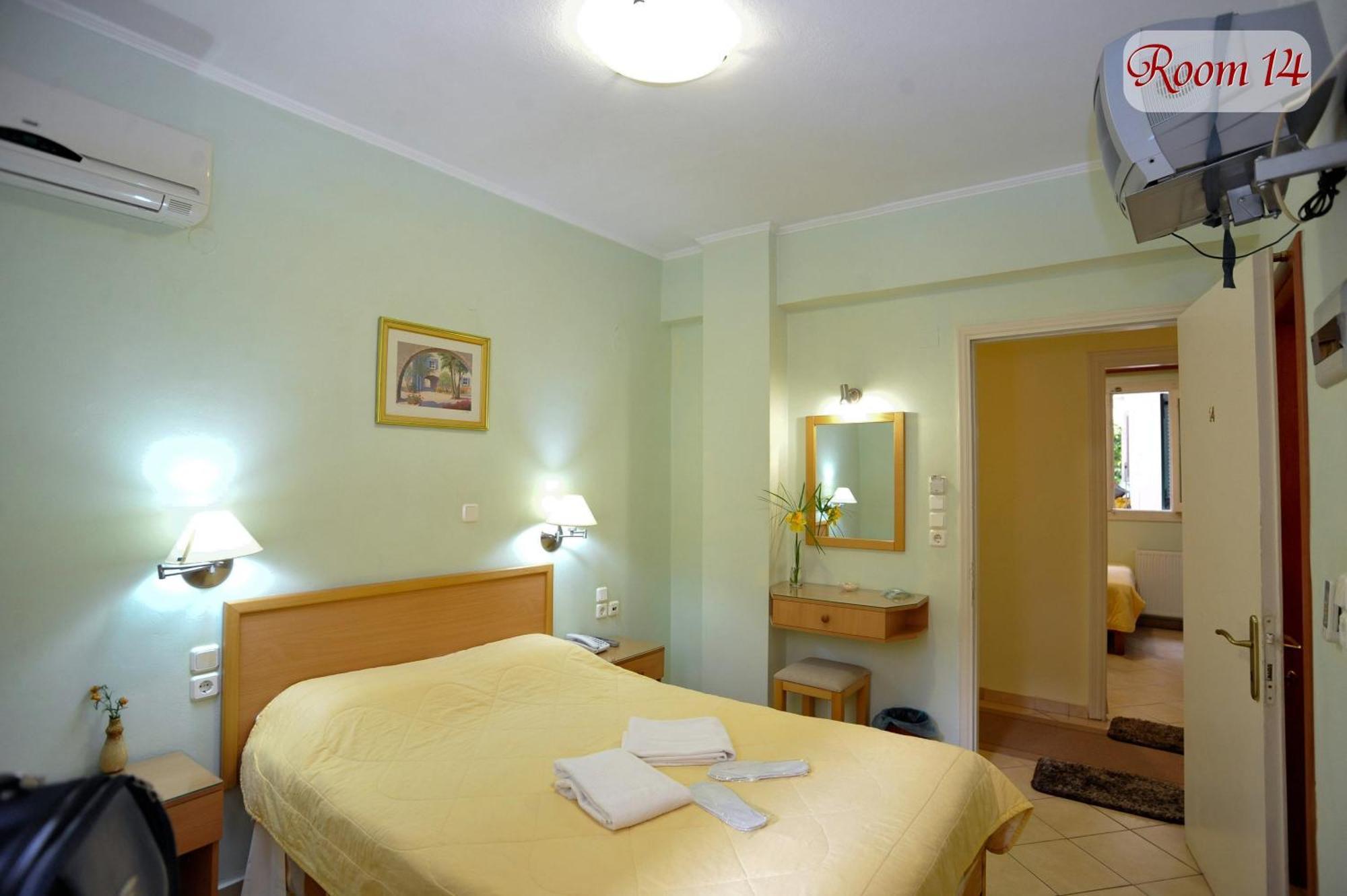 Apollon Hotel Argos Buitenkant foto