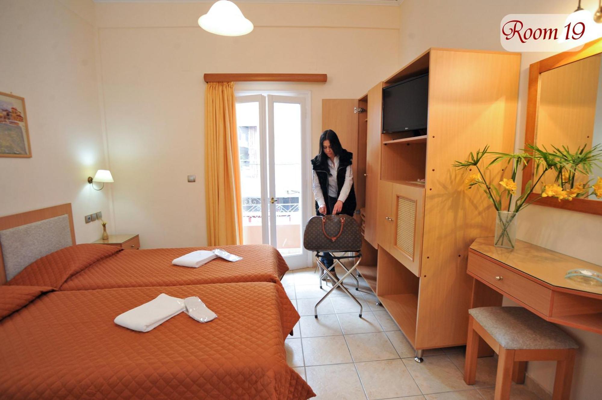 Apollon Hotel Argos Buitenkant foto